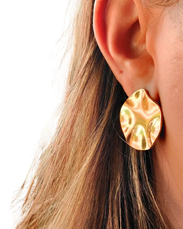 Curved Geometric Stud Earrings