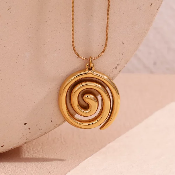 Bold Spiral Loop Pendant Necklace