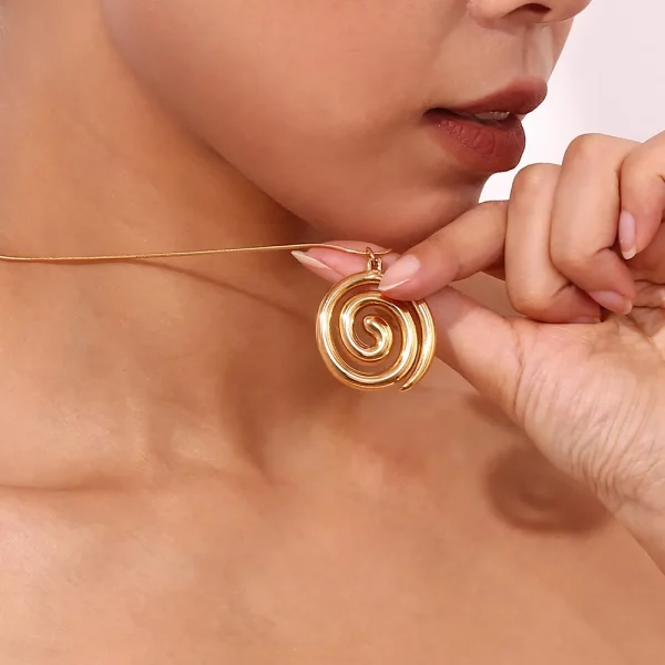 Bold Spiral Loop Pendant Necklace
