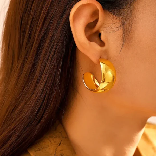 Bold C-Shape Hoop Earrings