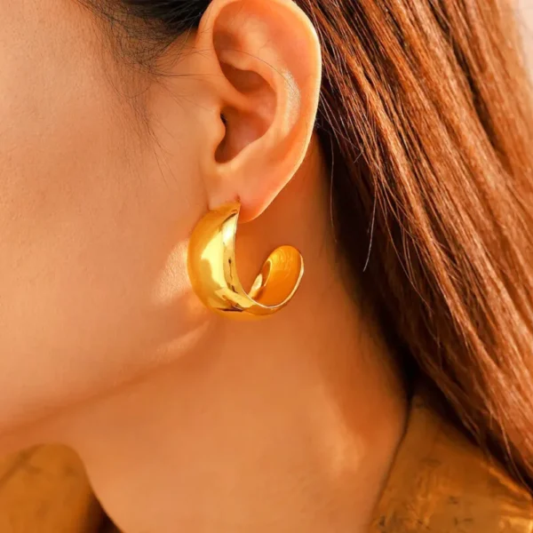 Bold C-Shape Hoop Earrings