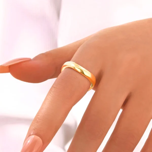Bold Chevron Ring