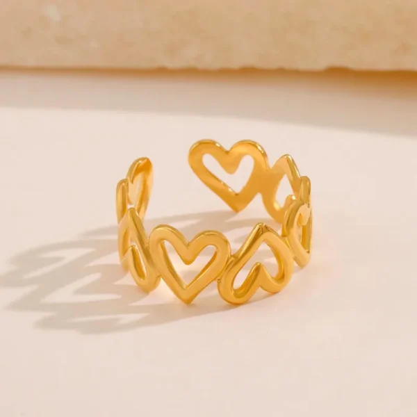 Heart Loop Band Ring