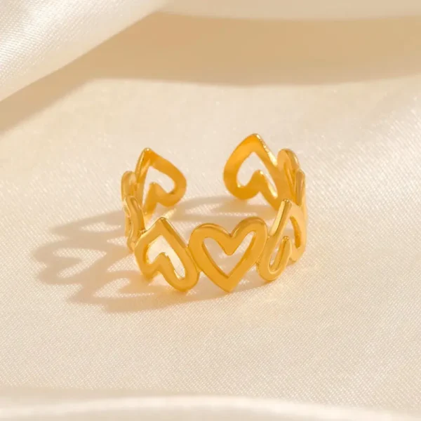 Heart Loop Band Ring